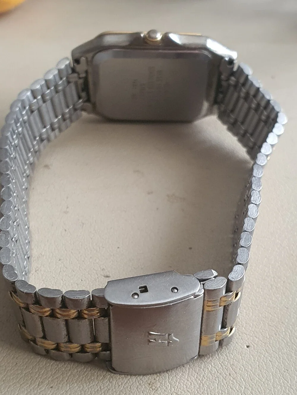 Vtg Helbros Quartz Silver/Goldtone Stainless Steel Men's Watch